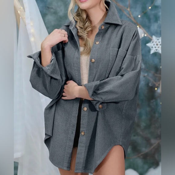 21. Oversized Denim Blue Button Down Shirt Jacket - Picture 1 of 3